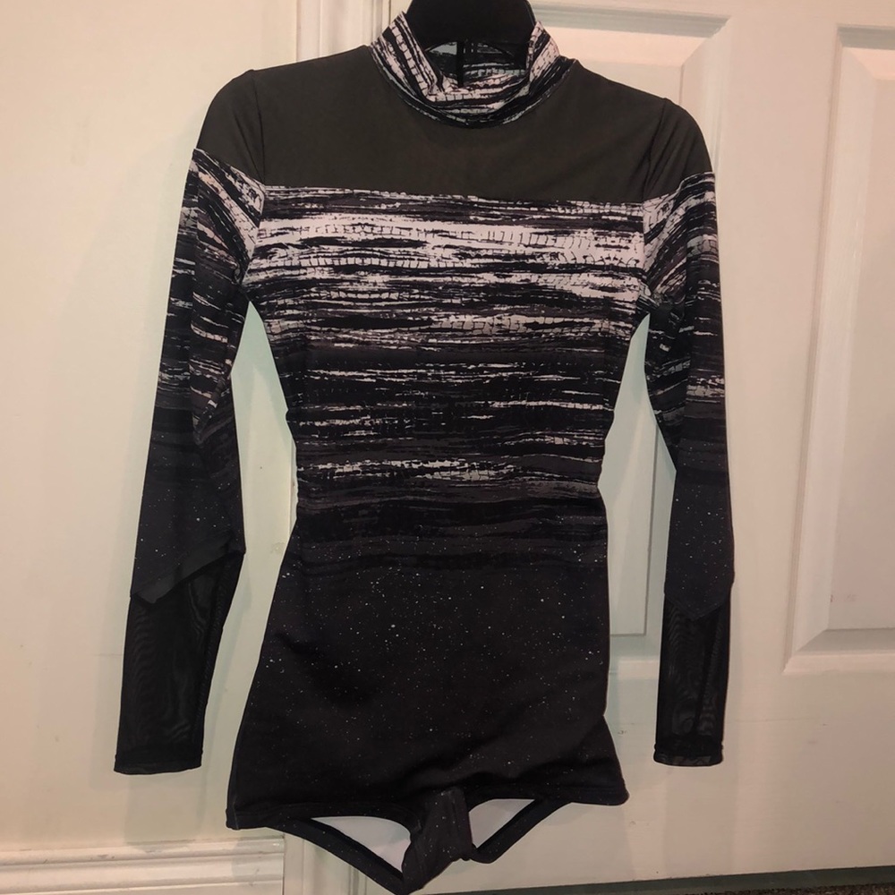 Black And White Open Back Dance Leotard MA
